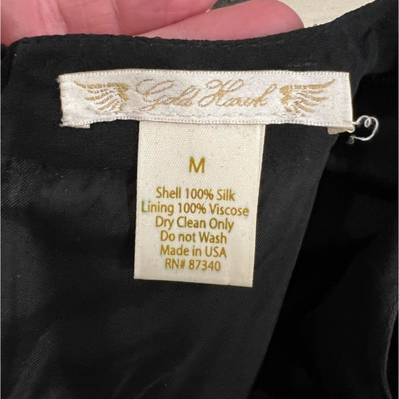 Gold hawk silk dress. Size M. With pockets!! - Picture 4 of 4